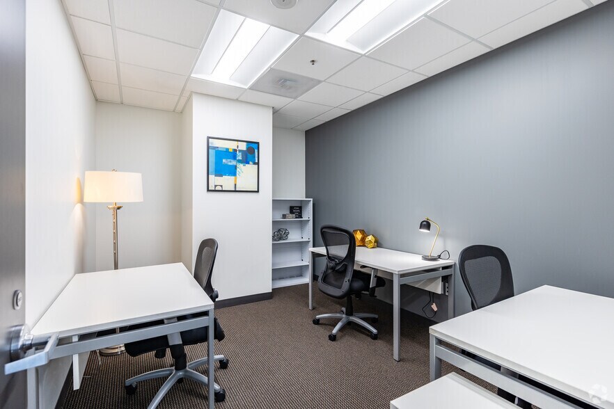 More Photos Of 1390 Market St, San Francisco Coworking Space