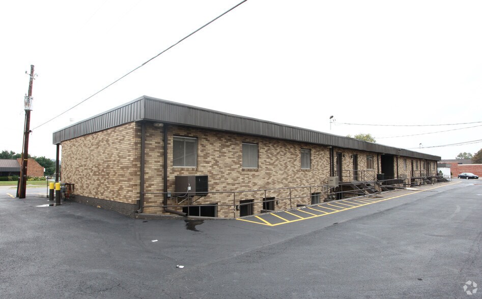 More Photos Of 974 N 21st St, Newark Office For Sale