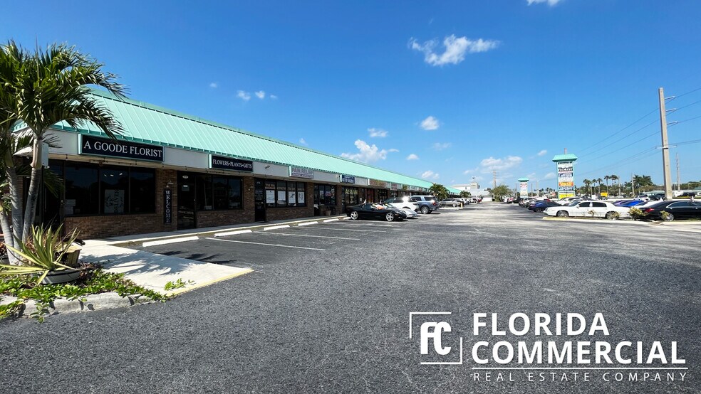More Photos Of 1300-1326 NW Federal Hwy, Stuart Unknown For Lease