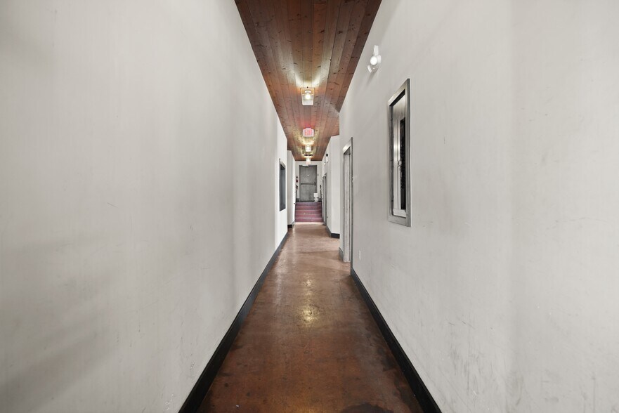 More Photos Of 6728 Bright Ave, Whittier Storefront For Sale