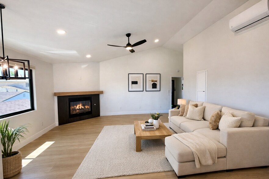 More Photos Of 3129 Emerson St, San Diego Apartments For Sale