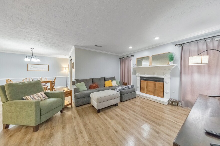 More Photos Of 2814 Briar Hill Ln SE, Conyers Multifamily For Sale