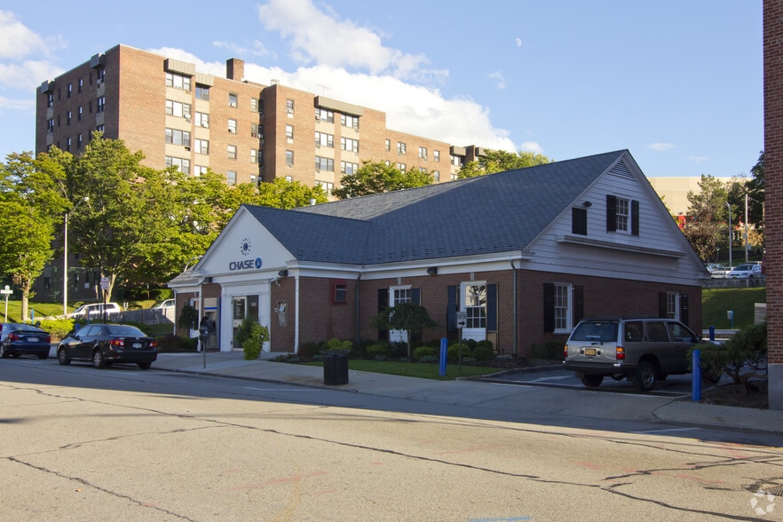 Primary Photo Of 1025 Brown St, Peekskill Bank For Lease