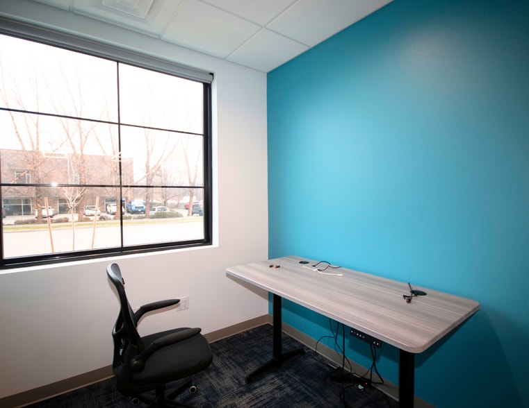 More Photos Of 2780 N Eagle Ln, Liberty Lake Office For Lease