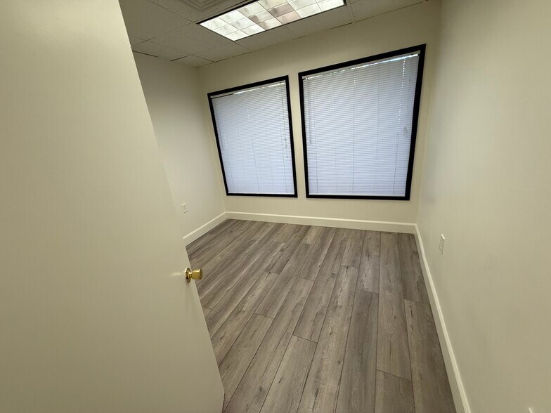 More Photos Of 414 S Prospectors Rd, Diamond Bar Unknown For Lease