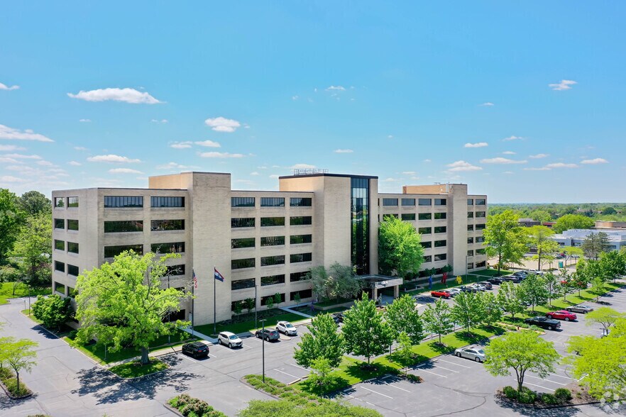 More Photos Of 11330 Olive Blvd, Creve Coeur Office For Lease