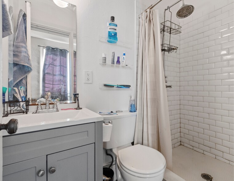 More Photos Of 94 Morris St, Charleston Apartments For Sale
