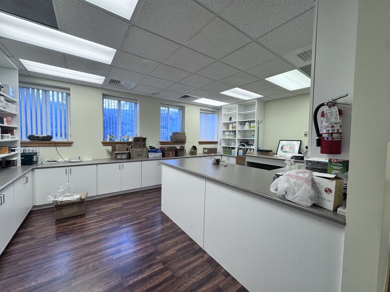 More Photos Of 2560 E 3300 S, Salt Lake City Office For Lease