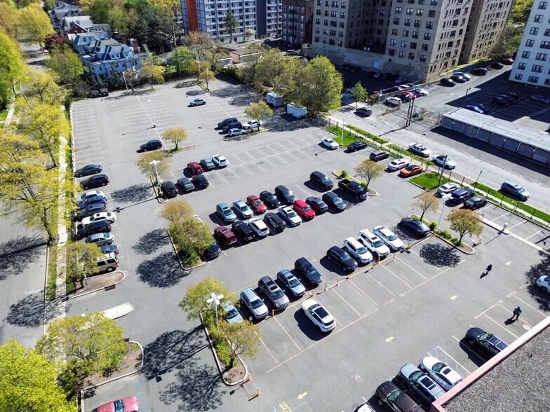 More Photos Of 310 Central Ave, East Orange Medical For Lease