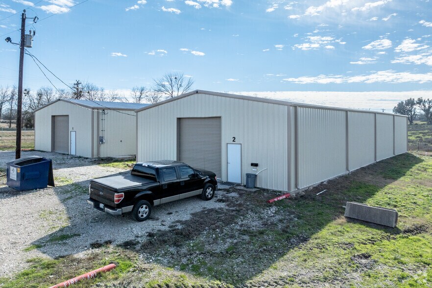 More Photos Of 8723 FM 2728, Terrell Warehouse For Lease