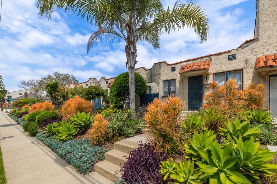 More Photos Of 4154 Ince Blvd, Culver City Apartments For Sale