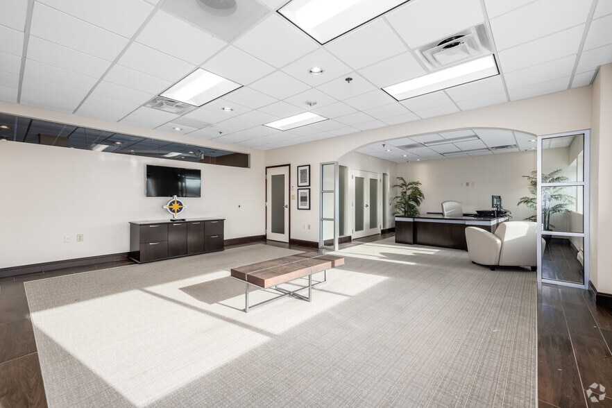 More Photos Of 8211 Town Center Dr, Nottingham Medical For Lease