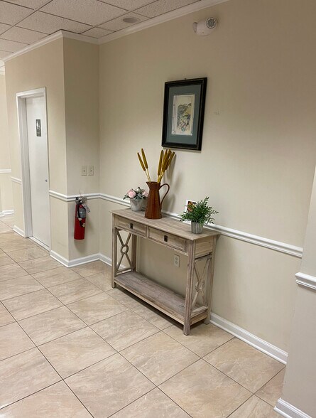 More Photos Of 100 Morris Ave, Springfield Office For Lease