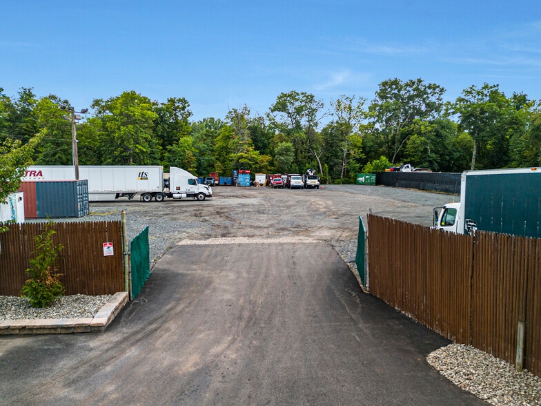 More Photos Of 65 Old York Rd, Bridgewater Land For Lease