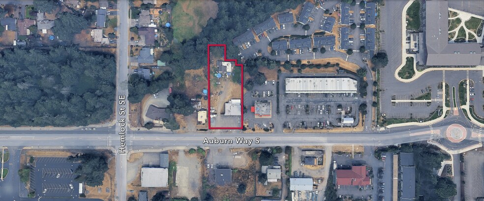 More Photos Of 3240 Auburn Way S, Auburn Veterinarian Kennel For Sale