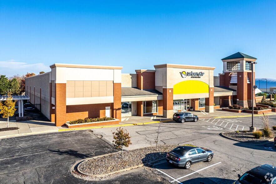 More Photos Of 14401 W Metcalf Ave, Overland Park Unknown For Lease