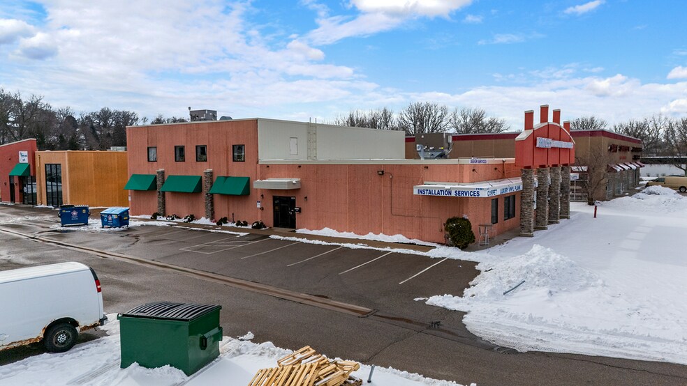 More Photos Of 2401 Highway 13 W, Burnsville Warehouse For Sale