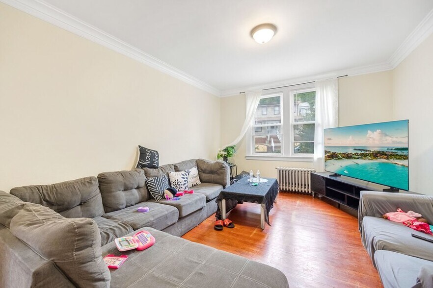 More Photos Of , Clifton Unknown For Sale