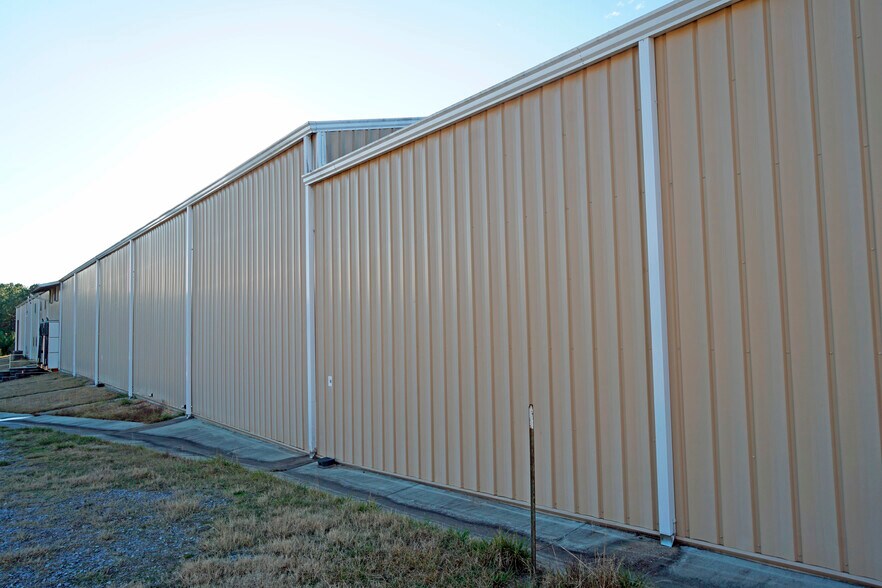 More Photos Of 1138 US-82 Hwy, Fitzpatrick Industrial For Sale