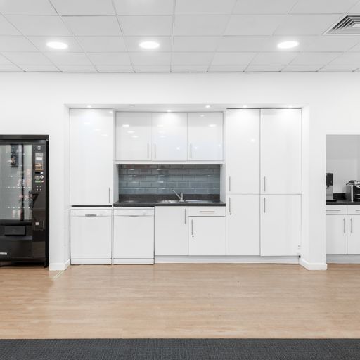 More Photos Of 3000 Aviator Way, Manchester Coworking Space