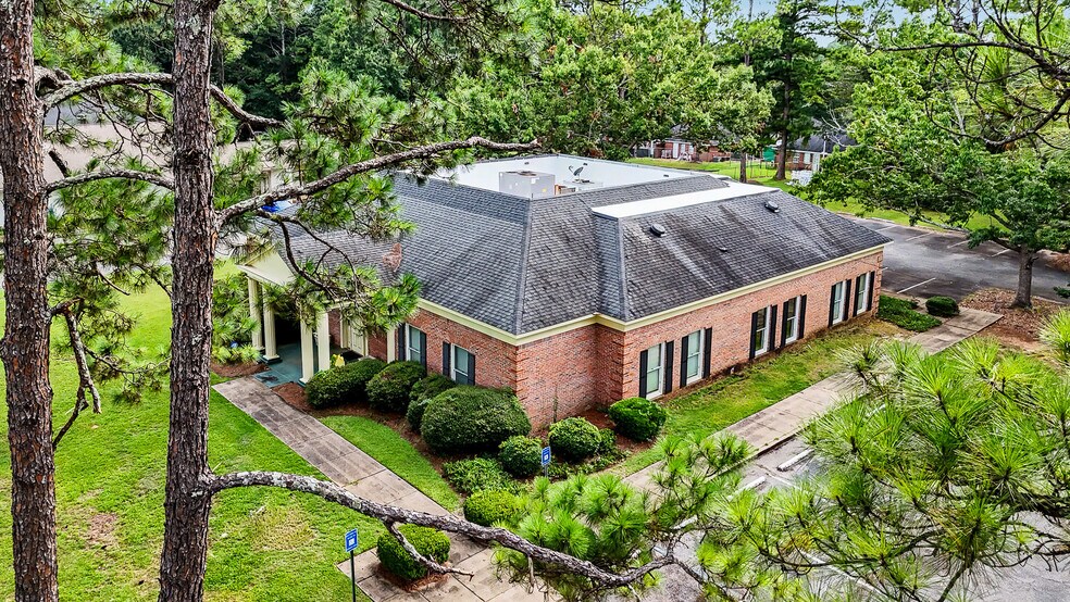 More Photos Of 127 N Westover Blvd, Albany Office For Sale
