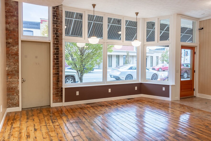 More Photos Of 149-155 S Main St, Leslie Storefront Retail Residential For Sale