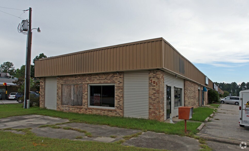 More Photos Of 101-181 Commercial Sq, Slidell Storefront Retail Office For Lease