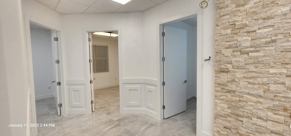More Photos Of 540 NW University, Port Saint Lucie Office Residential For Sale
