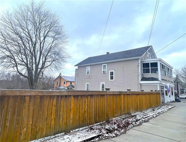 119 Brooklea Dr, Fayetteville, NY 13066 Storefront Retail Residential