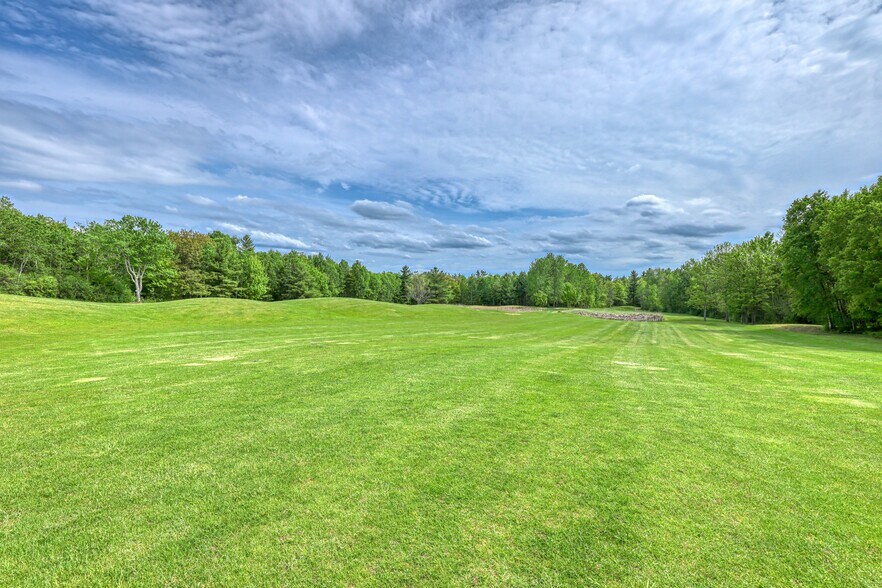 More Photos Of 950 County Highway C, Washburn Golf Course Driving Range For Sale
