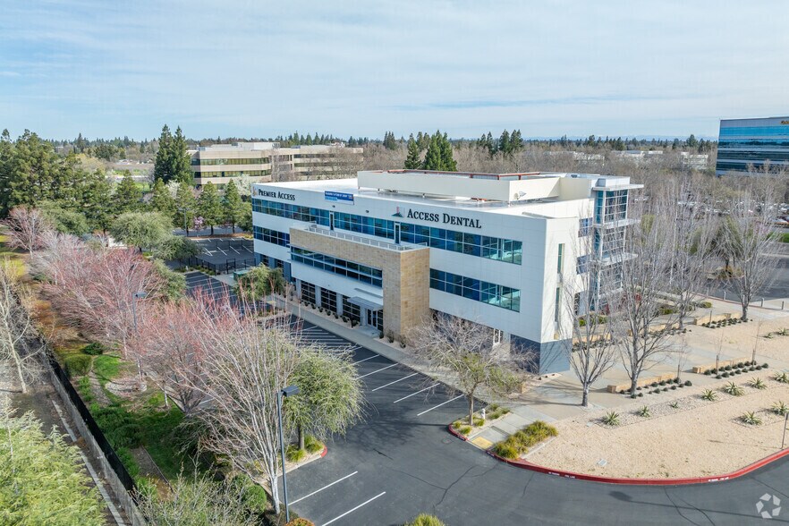 More Photos Of 8890 Cal Center Dr, Sacramento Office For Lease