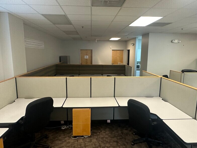 More Photos Of 4437 Brookfield Corporate Dr, Chantilly Office For Lease