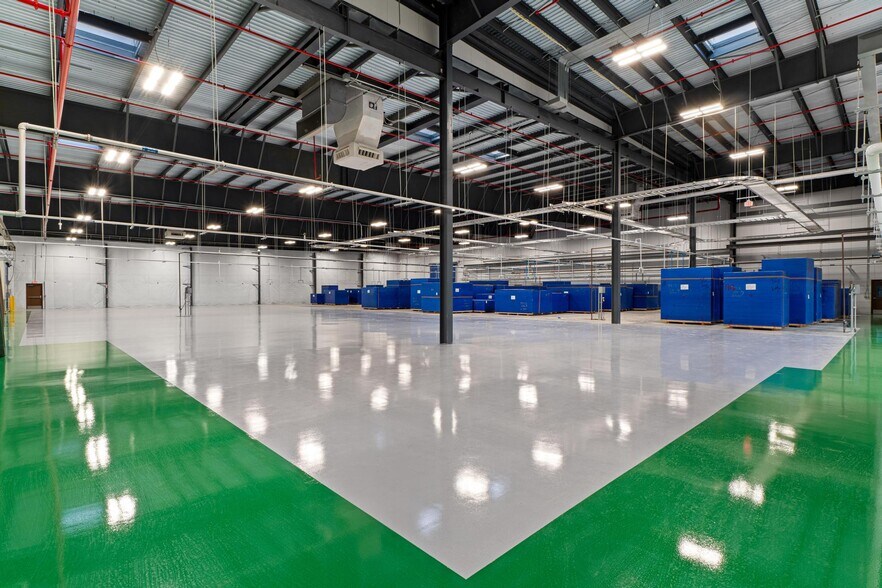 More Photos Of 100 Mkda Way, Griffin Manufacturing For Sale