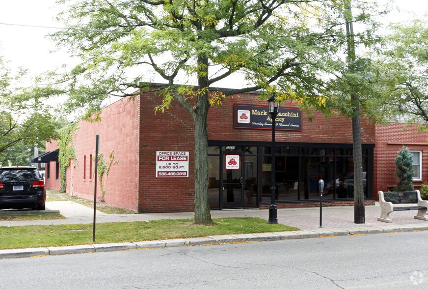 Primary Photo Of 15224 Kercheval St, Grosse Pointe Office For Sale