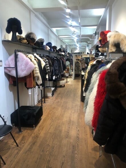 More Photos Of 151 W 28th St, New York Apartments For Sale