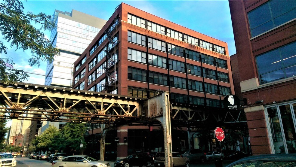 More Photos Of 223 W Erie St, Chicago Loft Creative Space For Sale