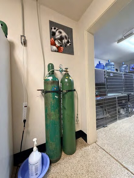 More Photos Of 1721 E University Dr, Mesa Office For Sale