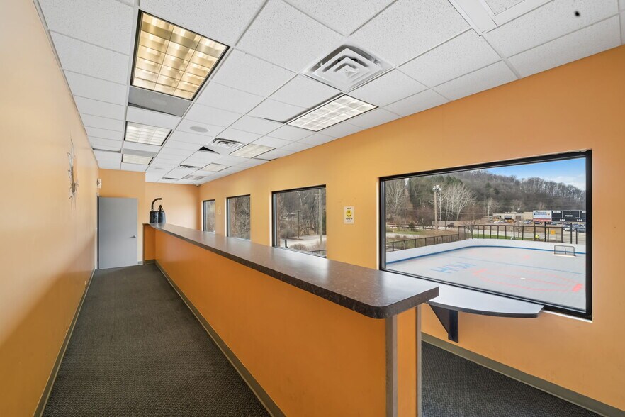 More Photos Of 4491 School Rd S, Export Freestanding For Sale