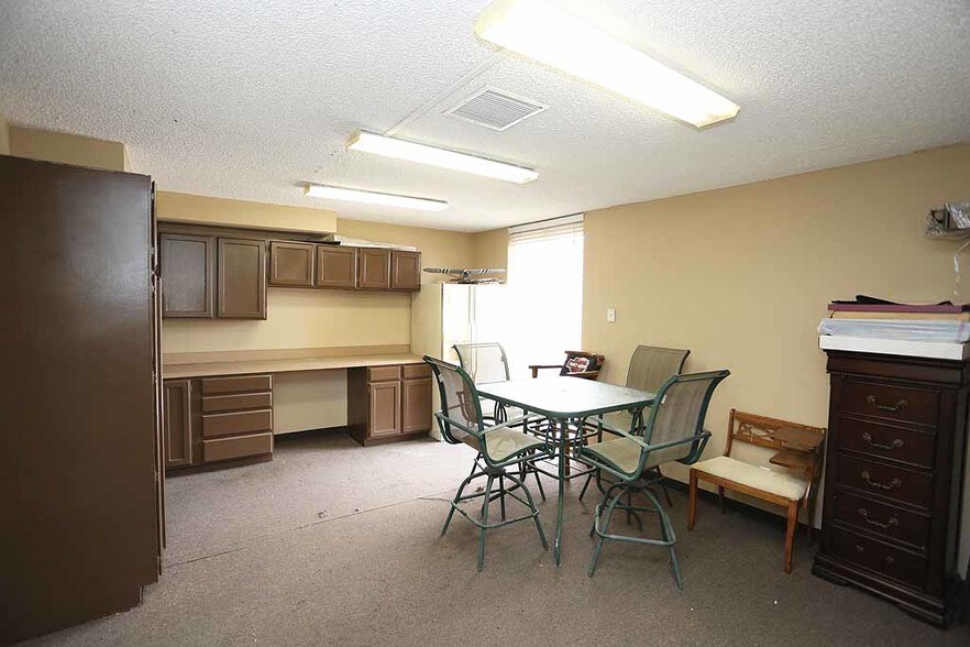 More Photos Of 4023 W Oquendo Rd, Las Vegas Warehouse For Sale