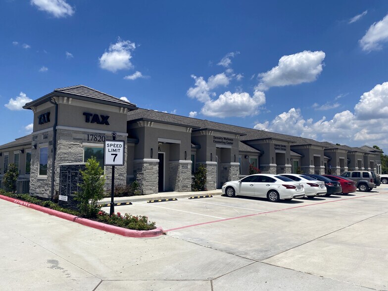 Primary Photo Of 17844 Mound Rd, Cypress Medical For Sale