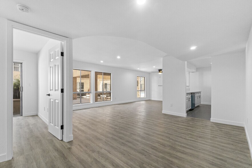 More Photos Of 600 E Olive Ave, Burbank Apartments For Sale