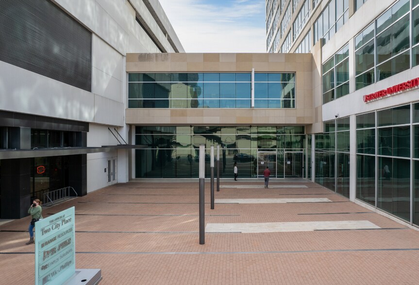 More Photos Of 150 Throckmorton St, Fort Worth Unknown For Sale