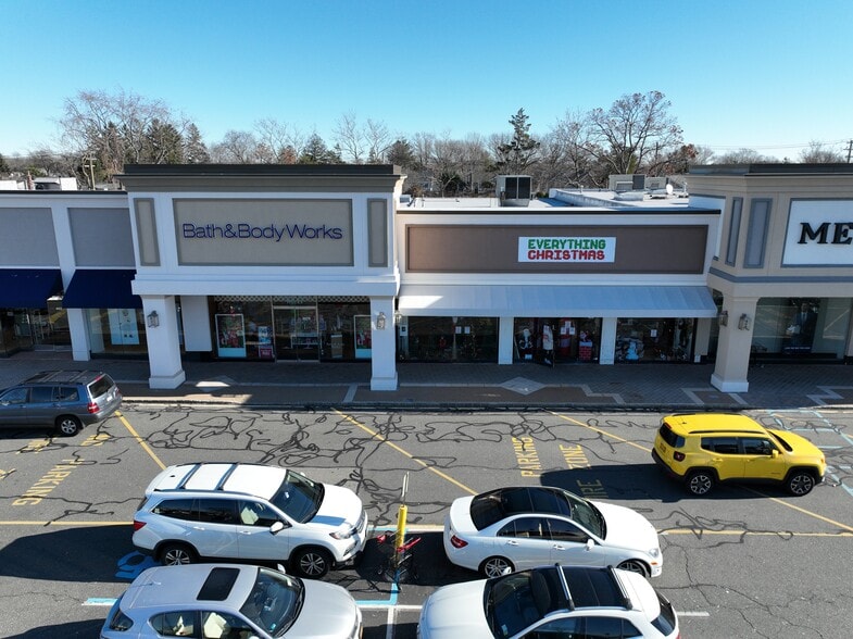 More Photos Of 401-419 S Oyster Bay Rd, Plainview Unknown For Lease