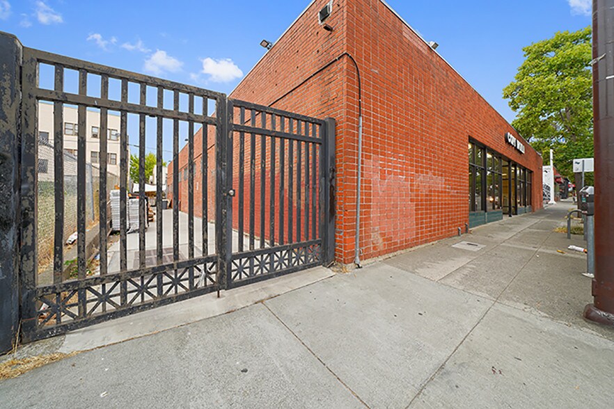 More Photos Of 1375 University Ave, Berkeley Freestanding For Lease