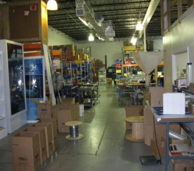 More Photos Of 271-273 SW 33rd Ct, Fort Lauderdale Warehouse For Lease