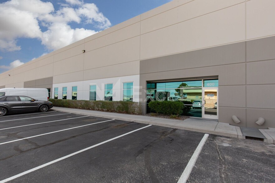 More Photos Of 1660 Helm Dr, Las Vegas Unknown For Lease