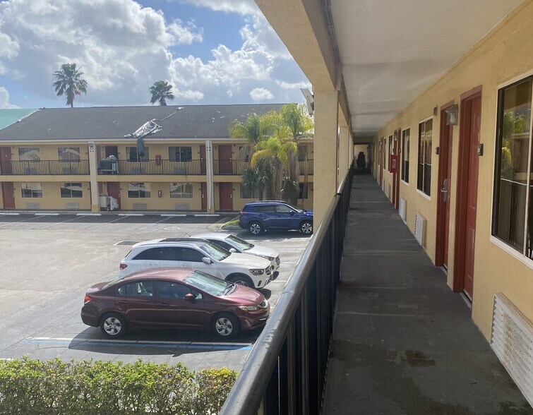More Photos Of 5900 American Way, Orlando Hotel For Sale