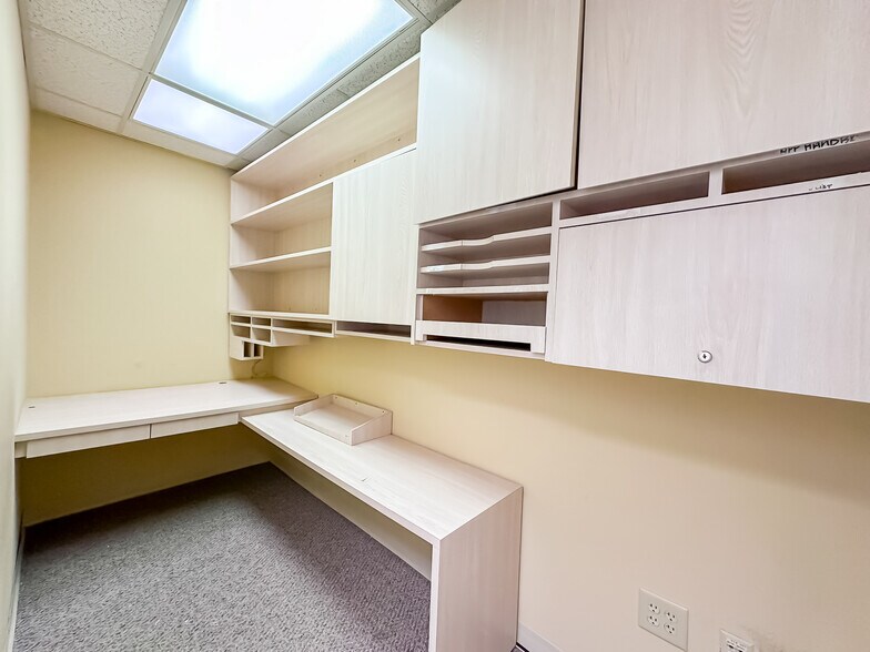 More Photos Of 103 S Florida Ave, Lakeland Office For Lease