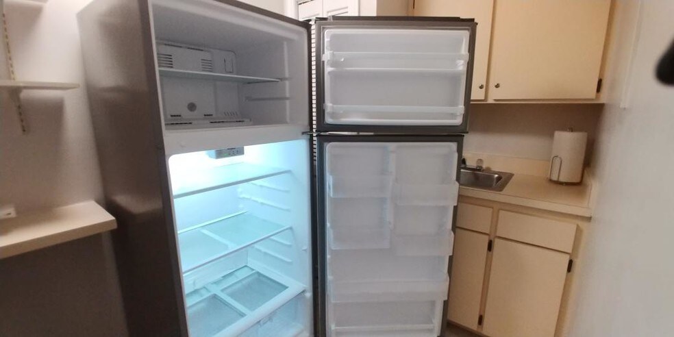 More Photos Of 4113 Neptune Rd, Saint Cloud Office For Sale