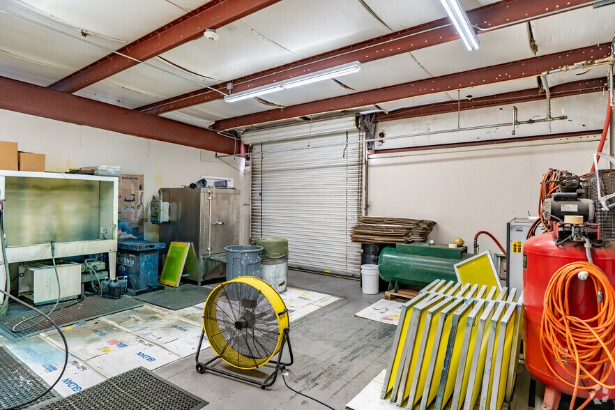 More Photos Of 1909 Whitfield Park Loop, Sarasota Manufacturing For Lease